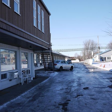 Motel Rive Du Lac Saint-Zotique Exteriér fotografie