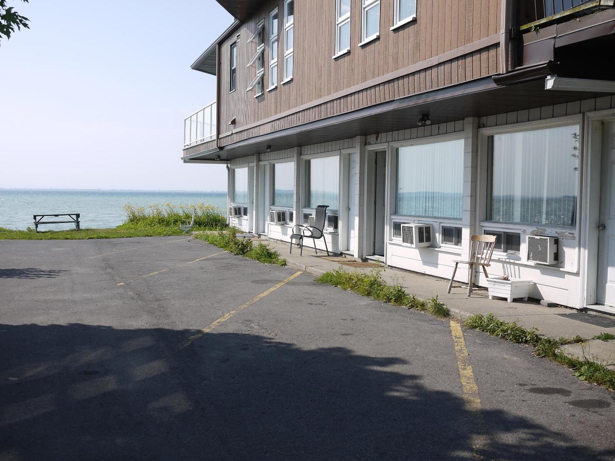 Motel Rive Du Lac Saint-Zotique Exteriér fotografie